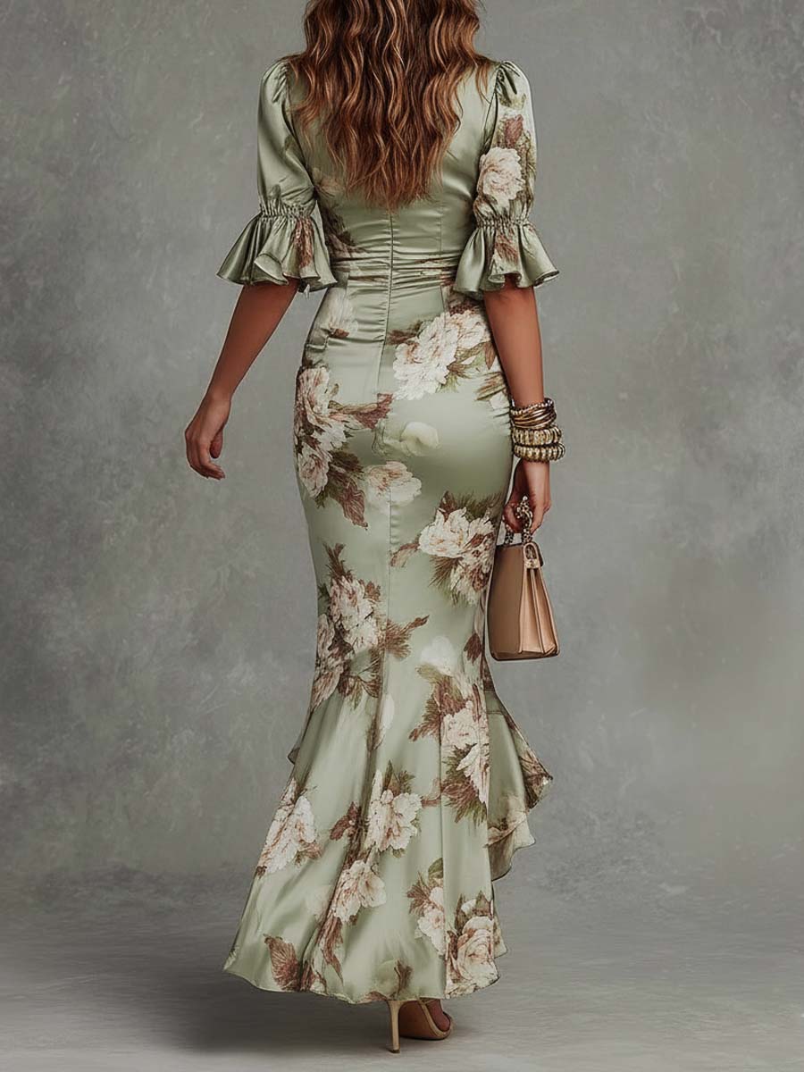 Anastasia | Vestido de satén verde esmeralda con dobladillo asimétrico