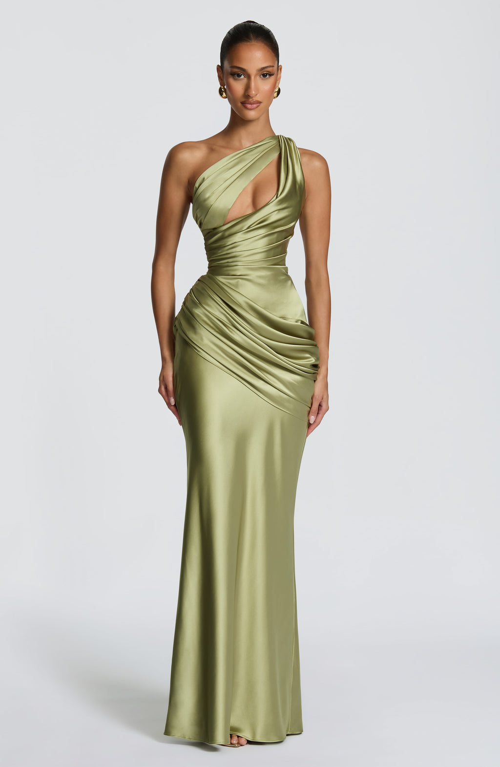 Vestido Maxi Emina en oliva claro - Elegancia fluida y sin esfuerzo